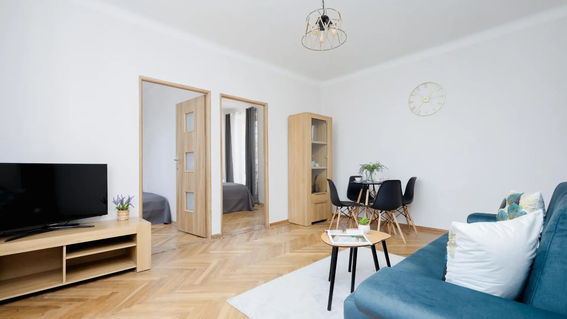 Apartment Near Lazienki Krolewskie W Warszawie By Noclegi Renters Varšava 0*,  Polsko