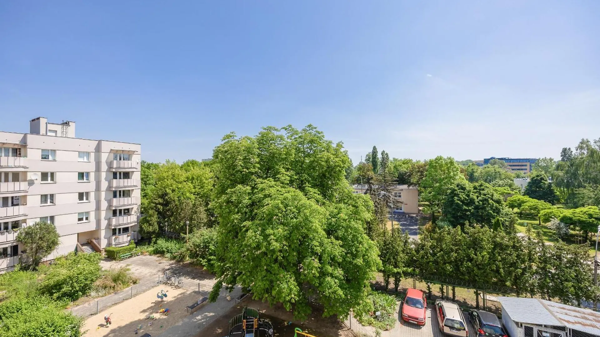 Apartment Near Lazienki Krolewskie W Warszawie By Noclegi Renters Warsaw